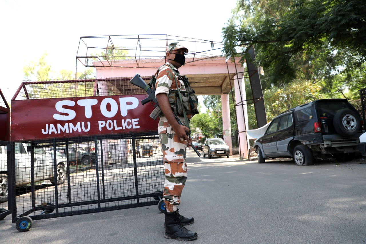 Authorities sealed Gorakha Nagar area of Bahu Fort & 3 Wards of Trikuta Nagar yesterday after fresh case of Covid-19 deducted.