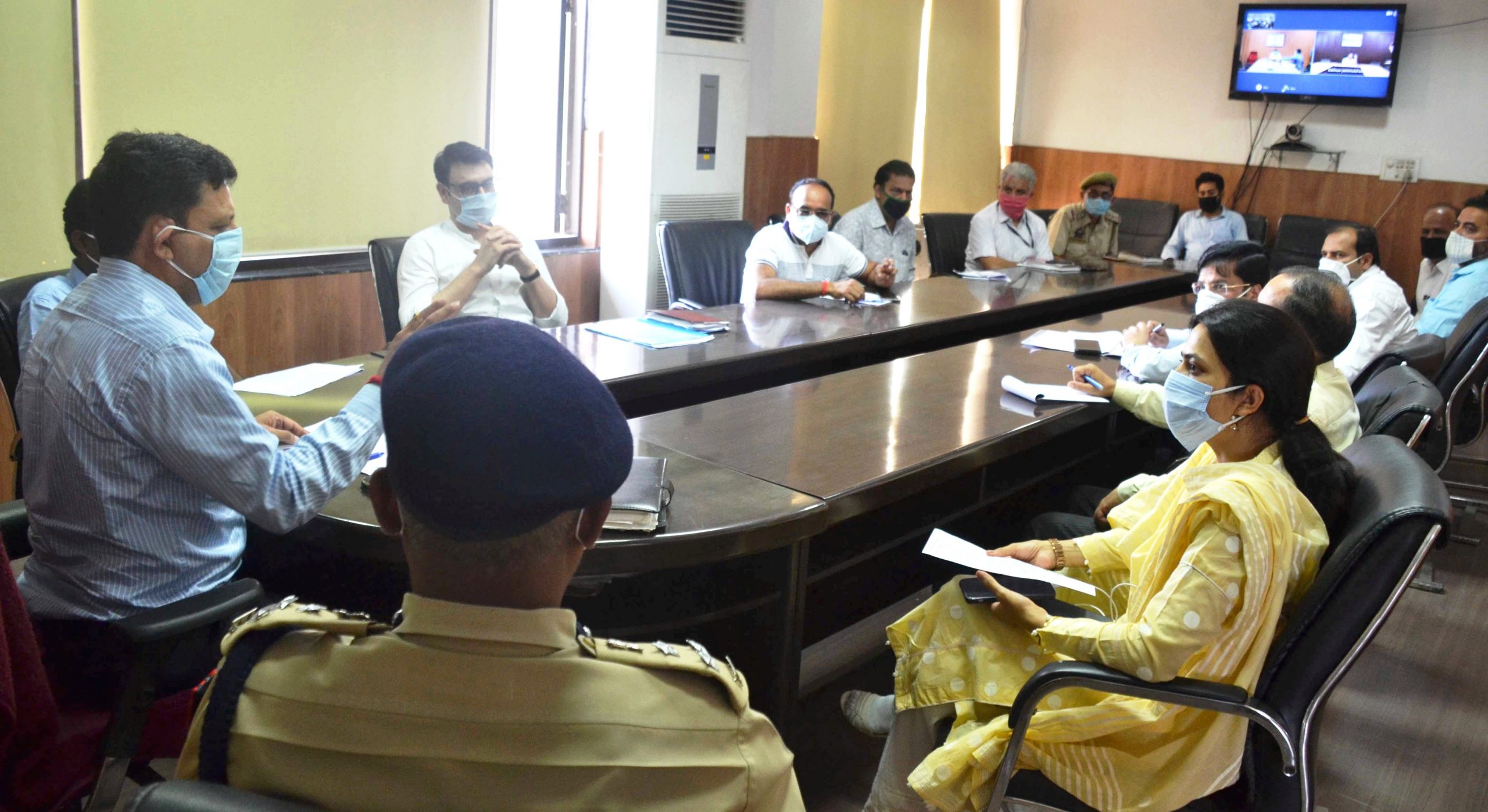 Div Com reviews CLU cases for new retail outlets, petrol pumps