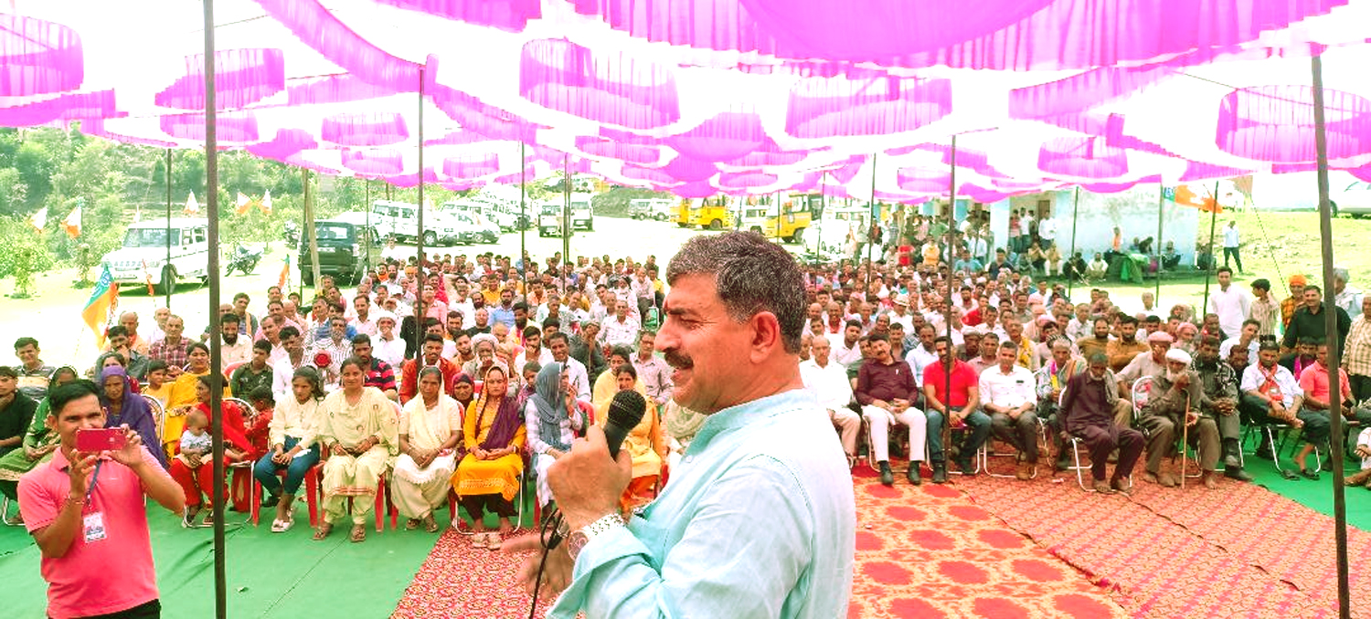 Congress, NC loosing its platform everywhere : Jugal Kishore MP