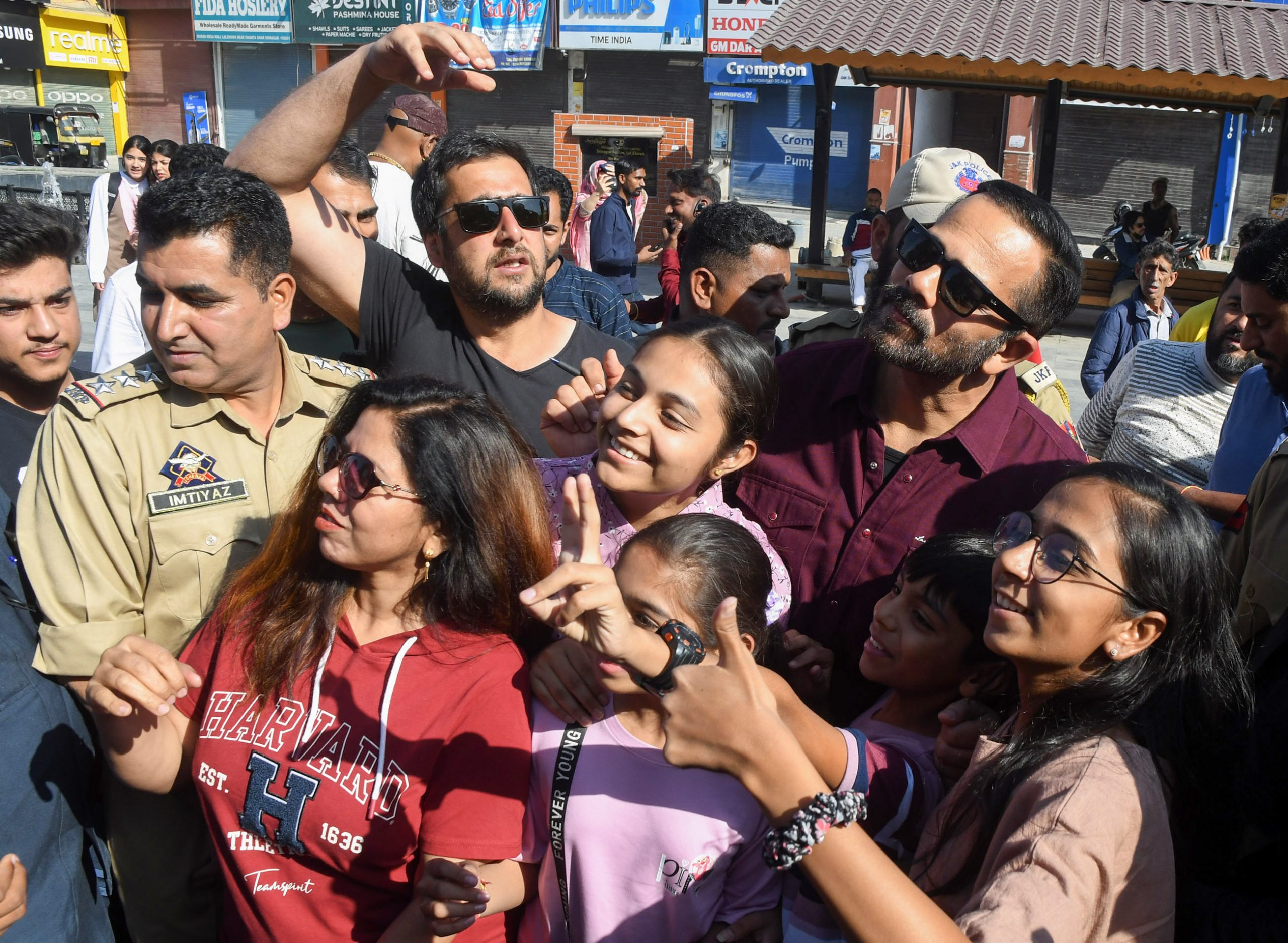 “Once there was terrorism, unrest….”: Rohit Shetty shares his shooting experience of ‘Singham Again’ in Kashmir.