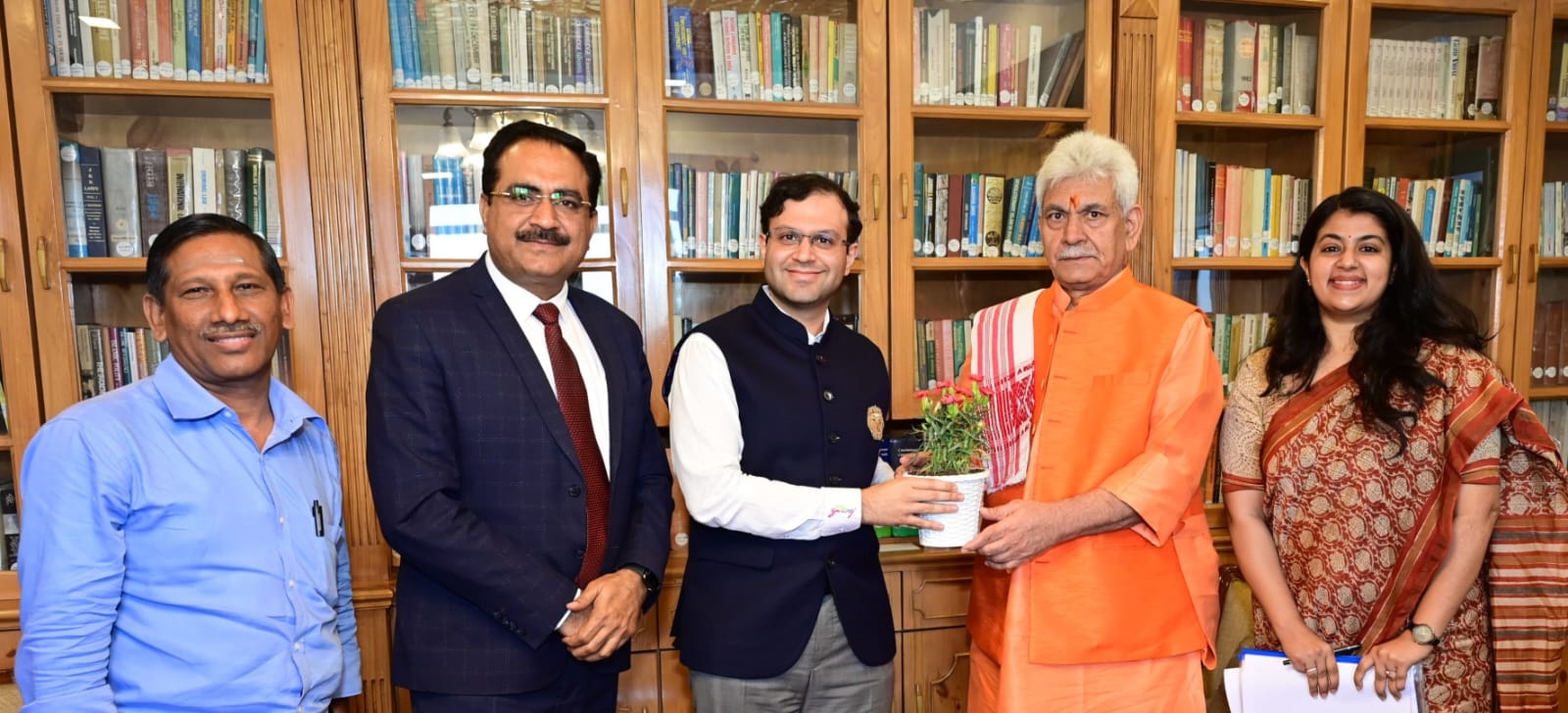 Delegation of Godrej Industries Group calls on Lt Governor.