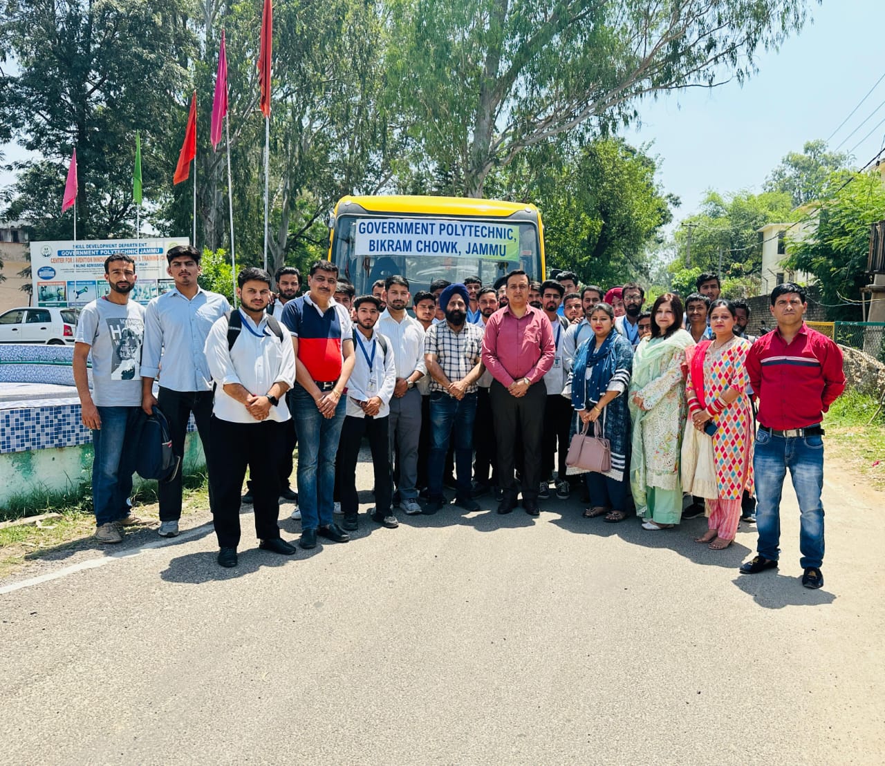 GOVERNMENT POLYTECHNIC JAMMU ORGANIZED TECHNICAL VISIT TO ELECTRICAL CENTRAL WORKSHOP DIVISION, NARWAL JAMMU DIVISION.