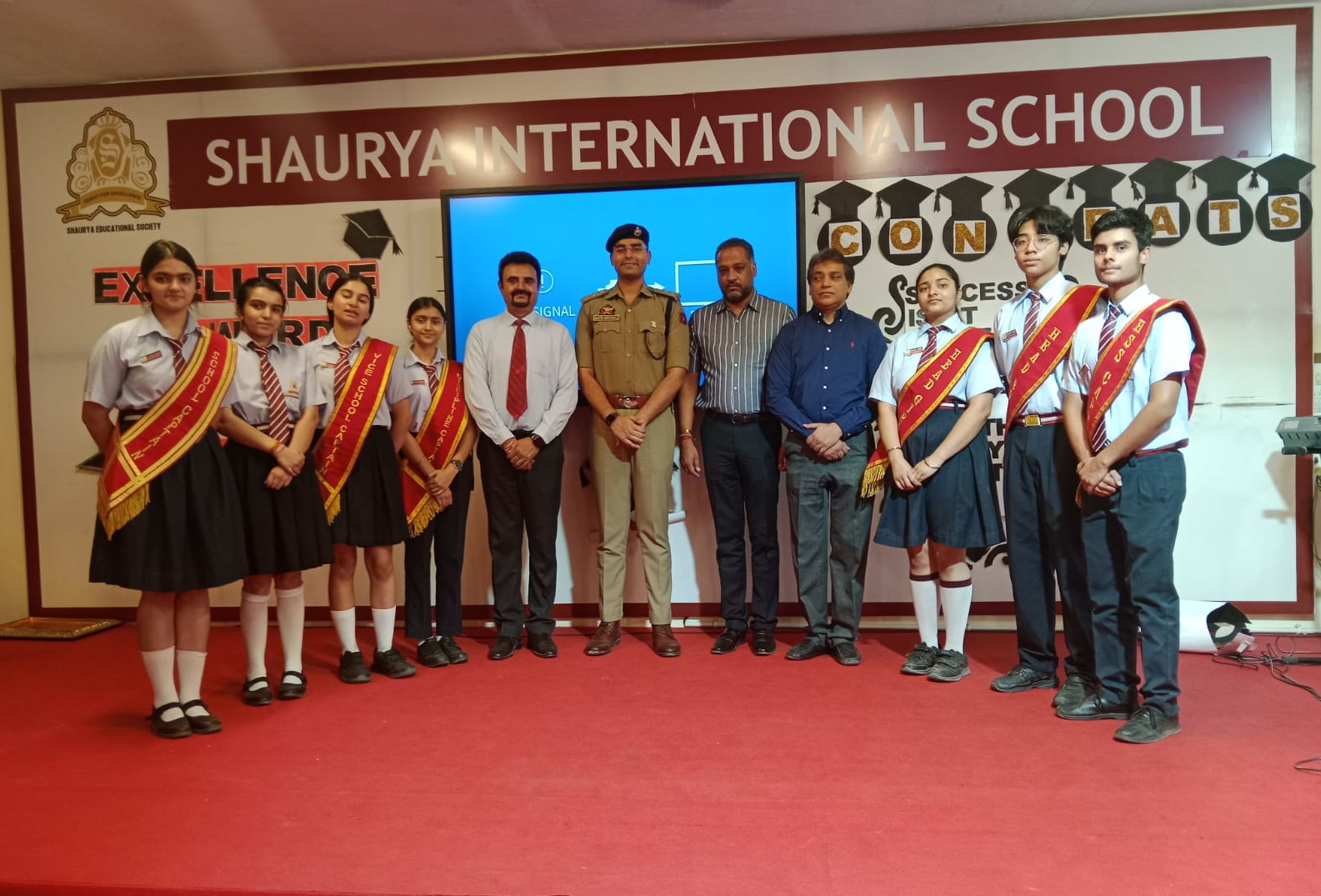 Shaurya International School organised an Excellence Award Ceremony.