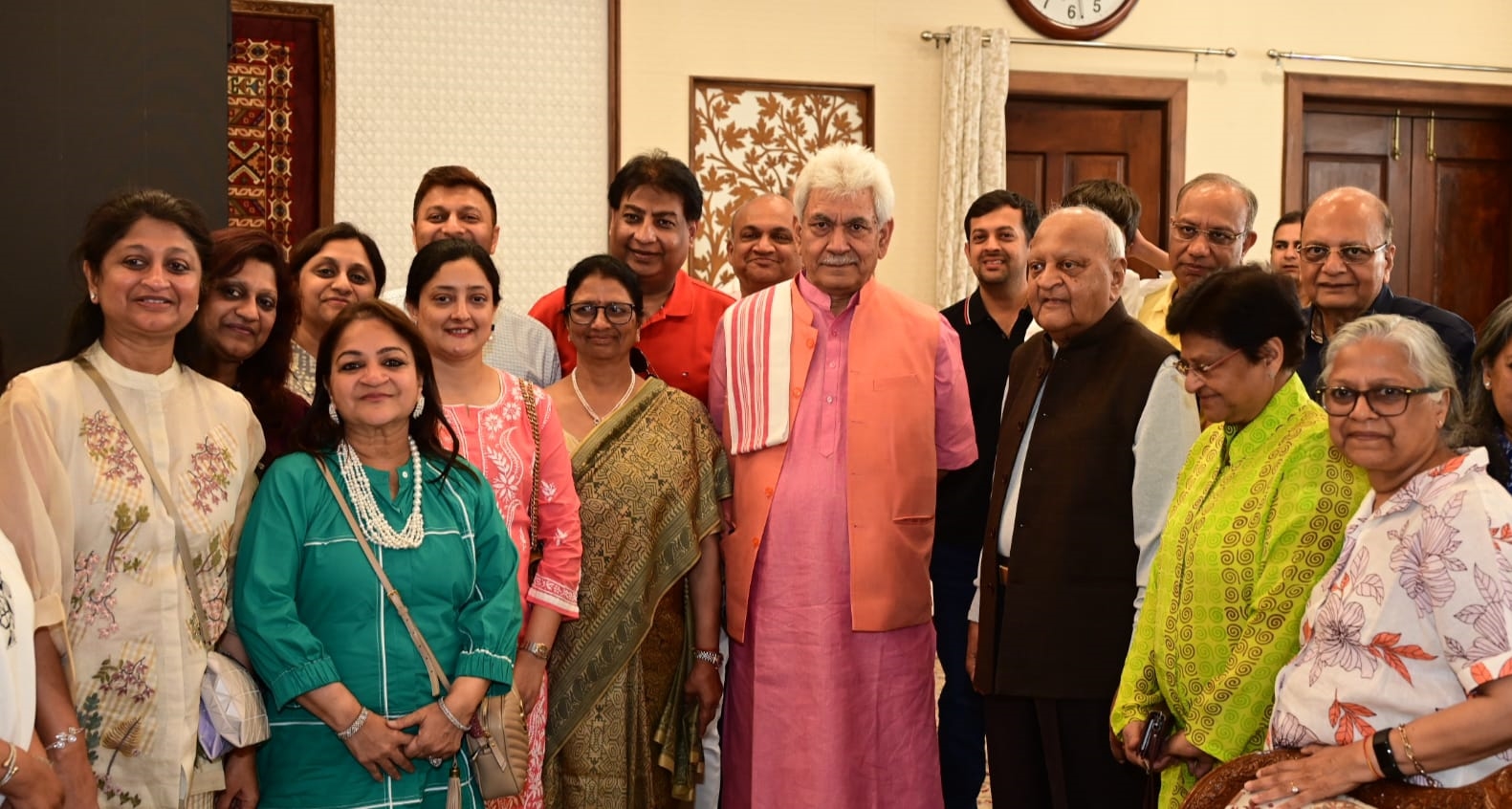 Lt Governor interacts with Business & Industry leaders at Raj Bhawan.